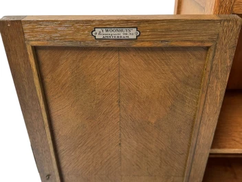 Art Deco Amsterdamse School Wall Cabinet by 't Woonhuys Amsterdam, 1920s